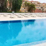 Ocean View Apartment *
